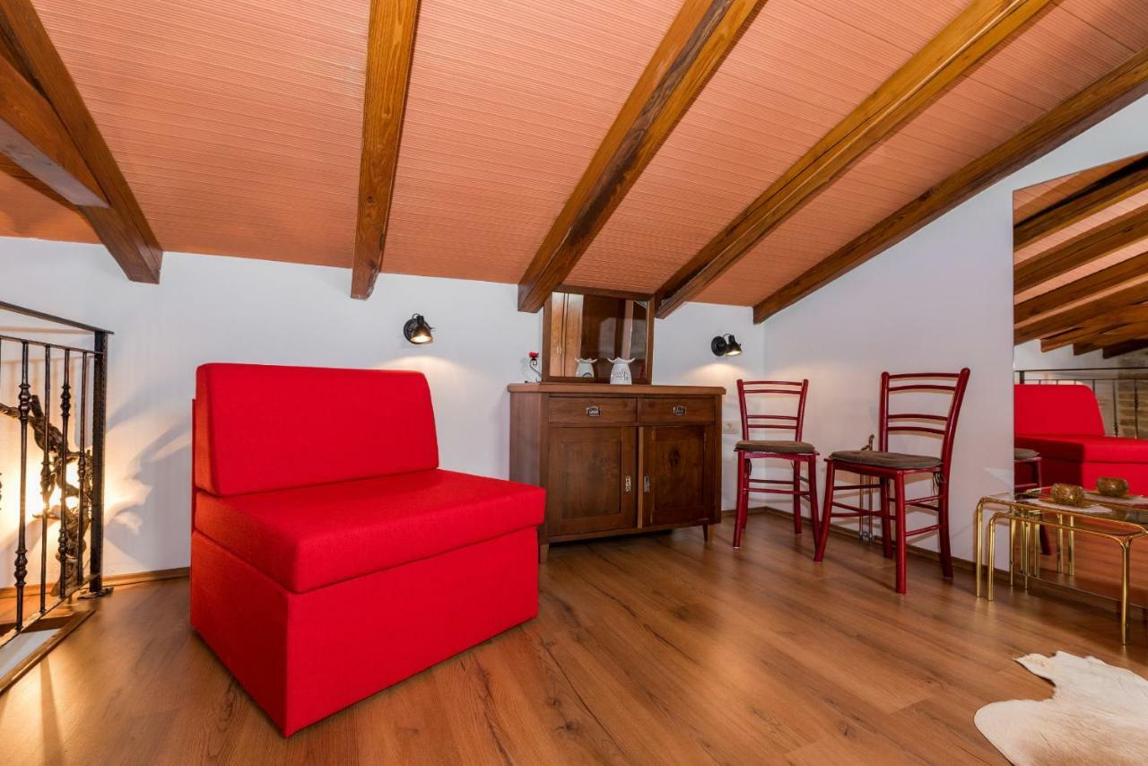 Holiday Home Mattiuzi Nedescina ภายนอก รูปภาพ