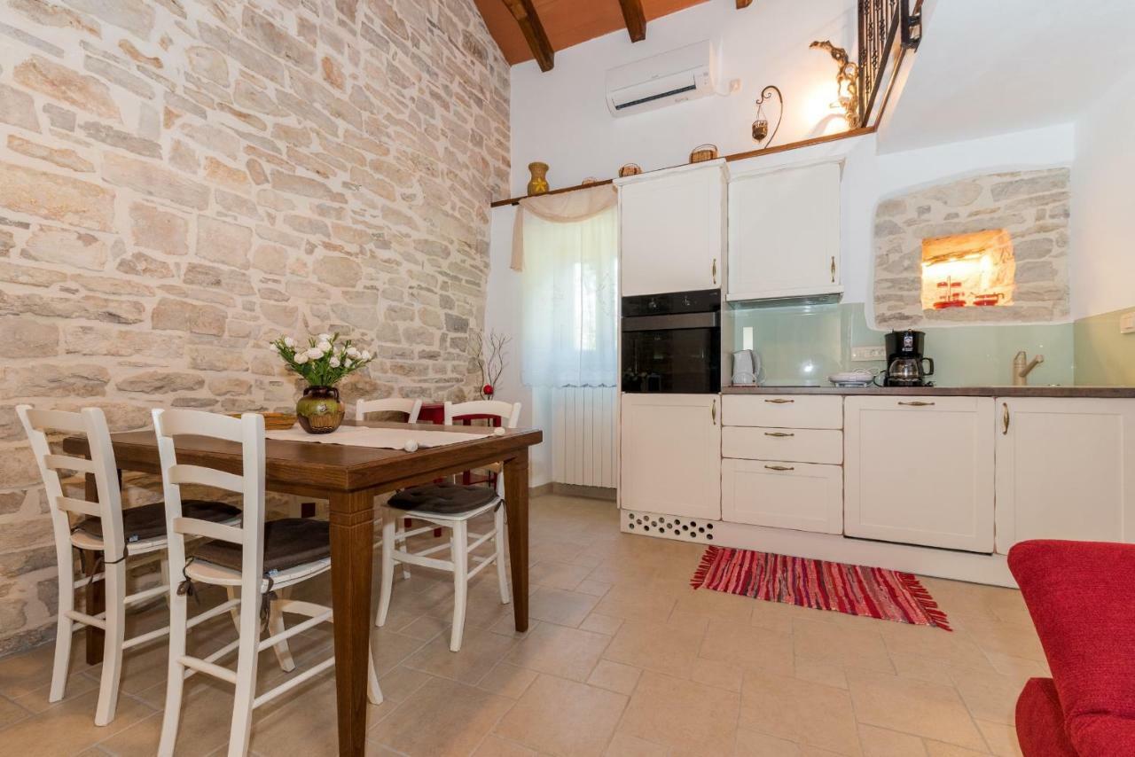 Holiday Home Mattiuzi Nedescina ภายนอก รูปภาพ